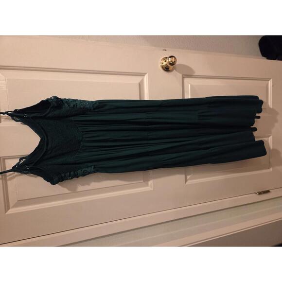 Women's Dark Green Maxi Dress with Lace Bodice - Picture 9 of 10